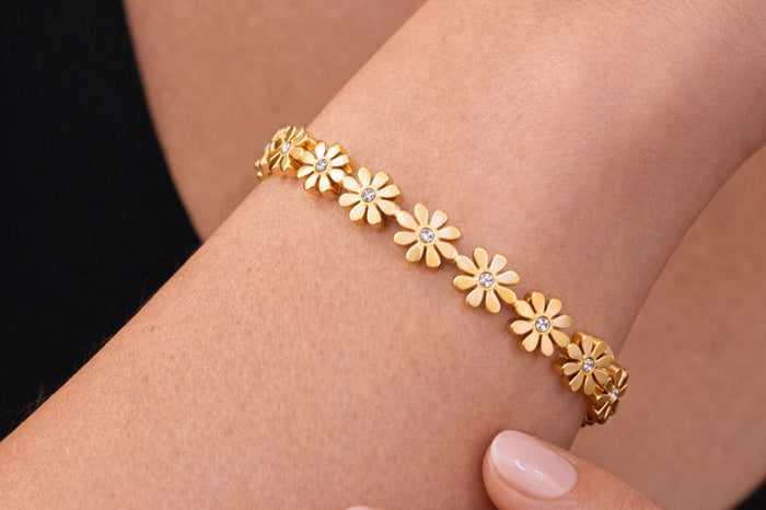 Golden Daisy Charm Bracelet