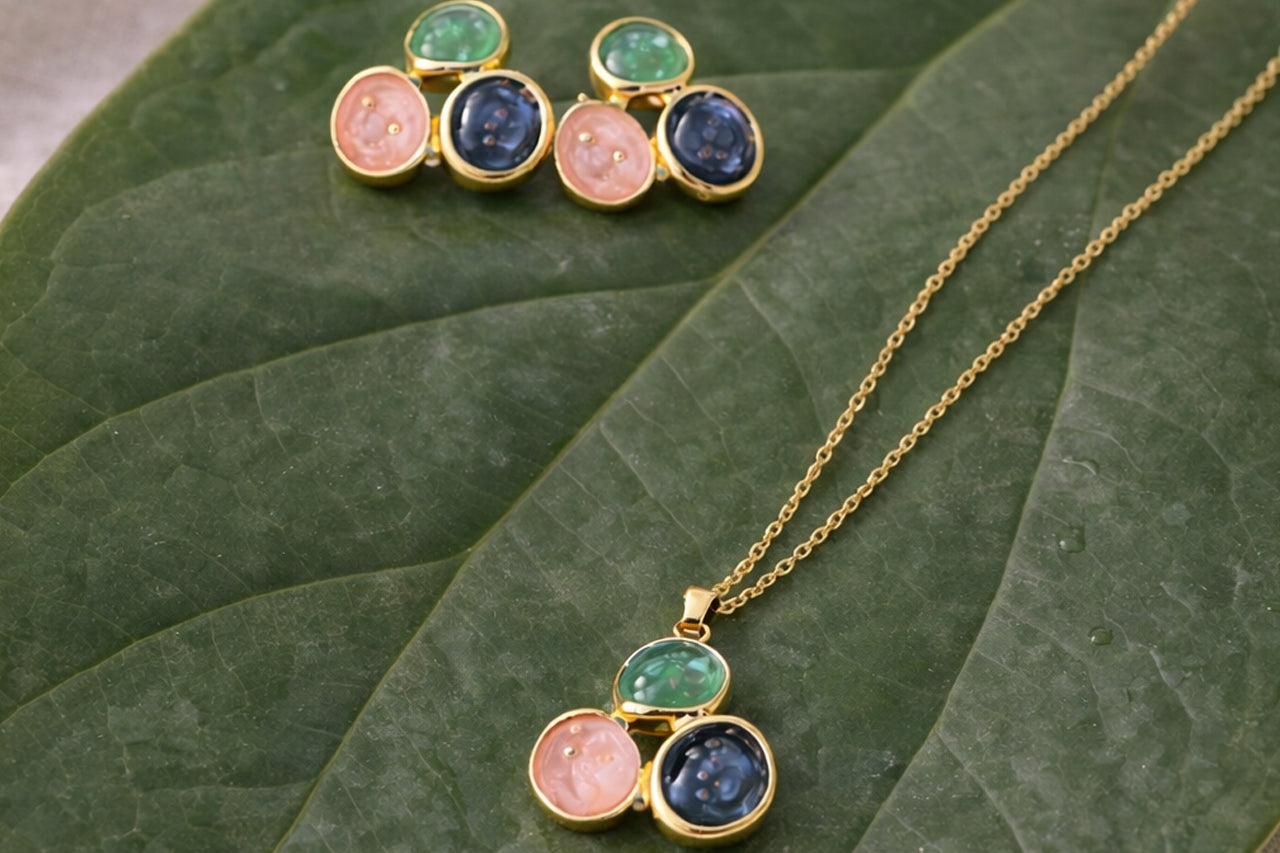 Trio Aura Pendant Set