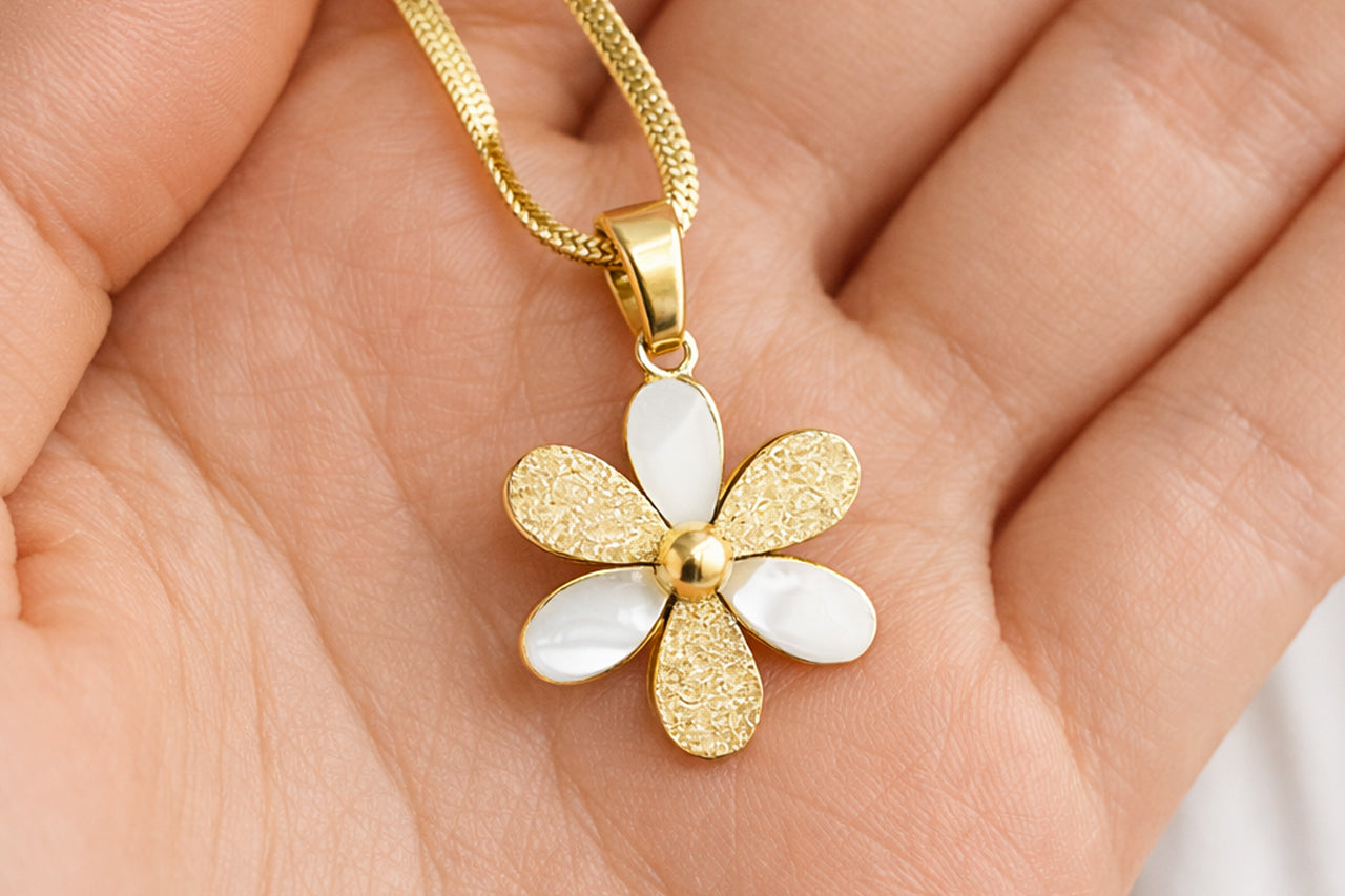 Golden Bloom Flower Pendant Necklace