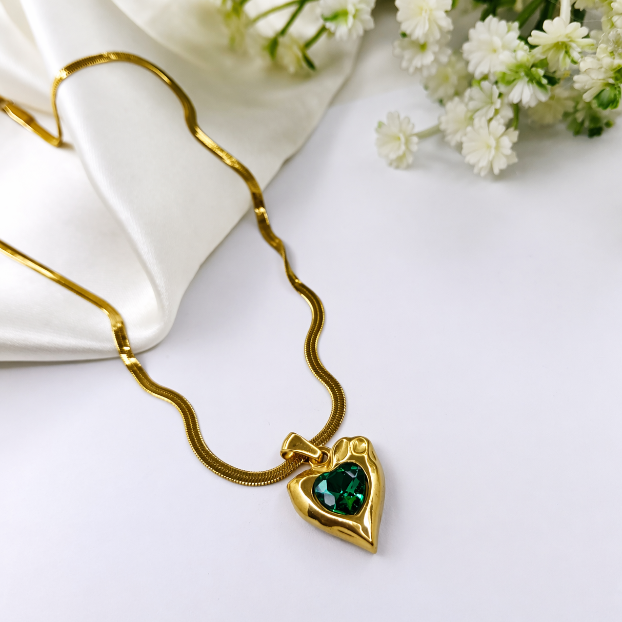 18K Gold Plated Heart Pendant Necklace with Green Gemstone
