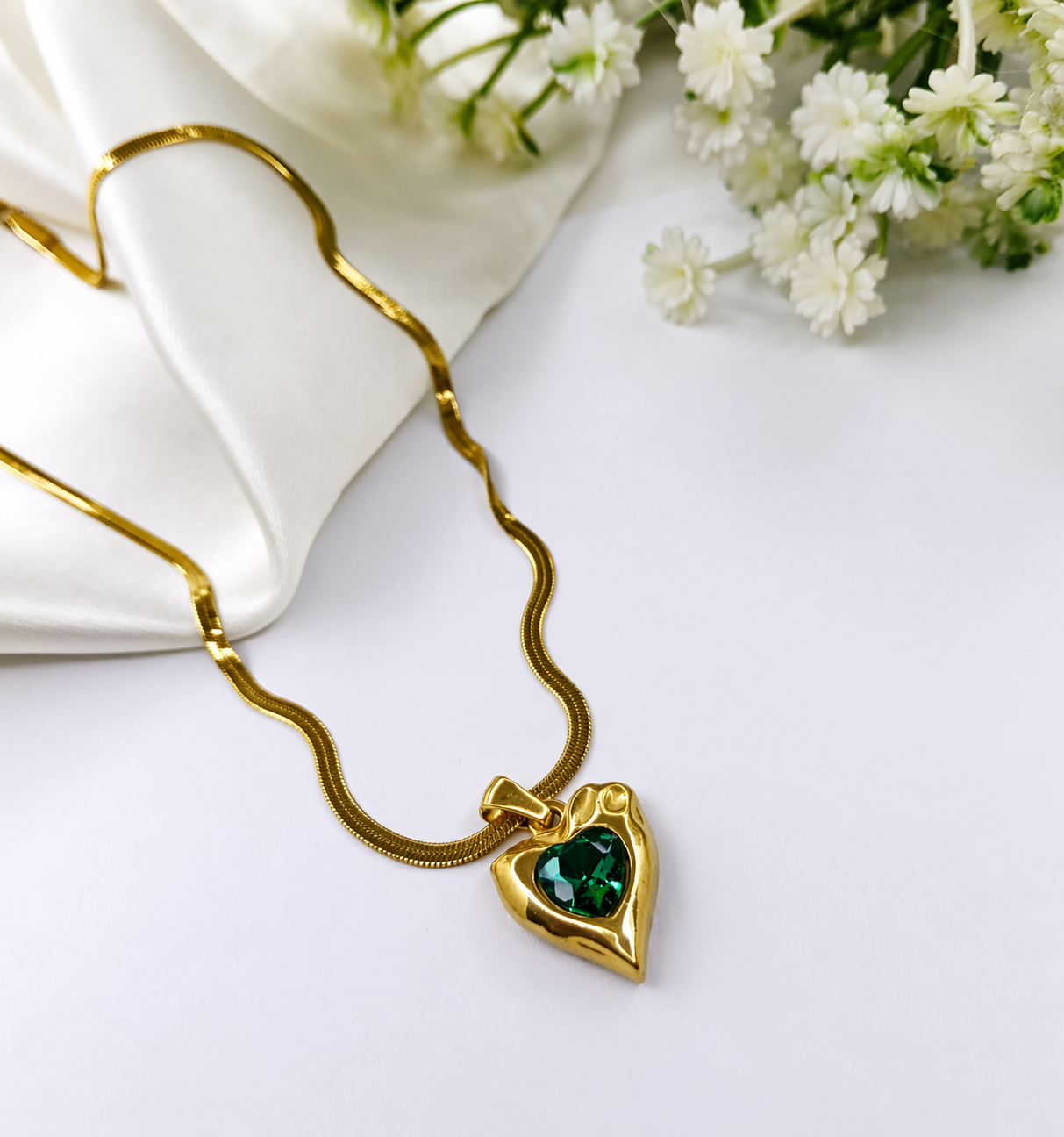 18K Gold Plated Heart Pendant Necklace with Green Gemstone